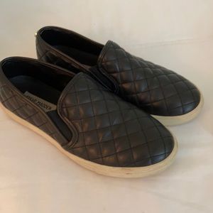 Steve Madden size 6 shoes!